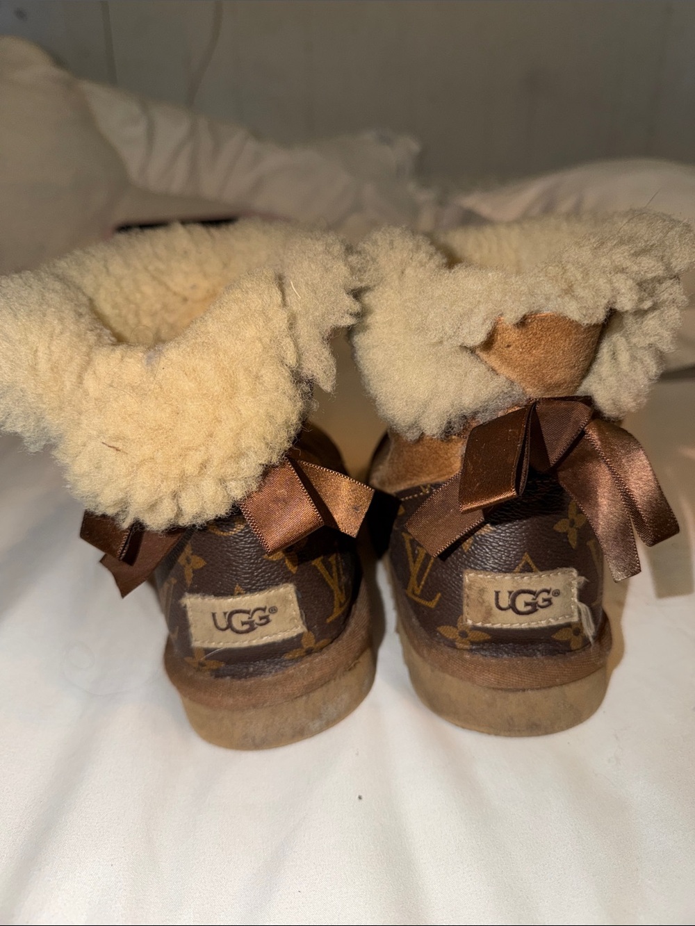 UGG Brown Shearling-Trim Bow Back Booties Louis Vuitton custom